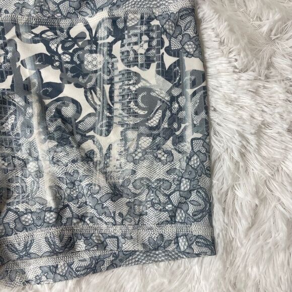 Peony swim shorts running shorts size small - Picture 2 of 6